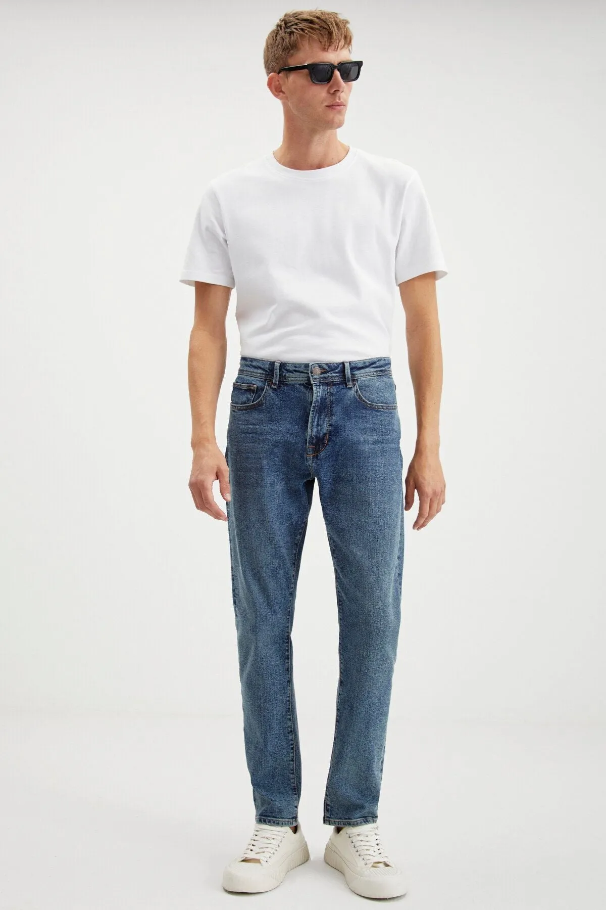 Antonıa Erkek Tappared Fit Boru Paça Kalın Dokulu Esnek Yapılı Magic Denim Kot Açık Mavi Jeans