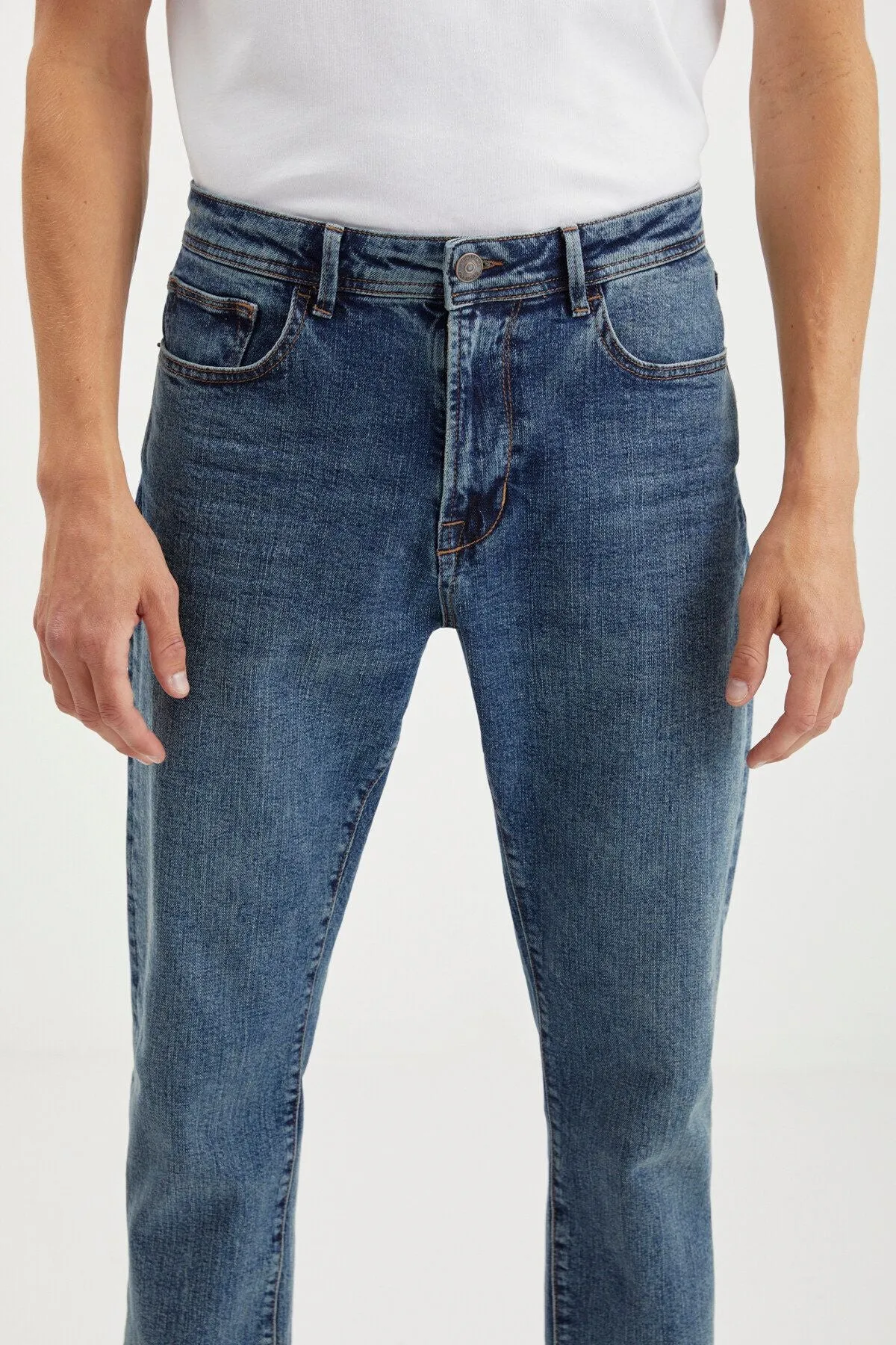 Antonıa Erkek Tappared Fit Boru Paça Kalın Dokulu Esnek Yapılı Magic Denim Kot Açık Mavi Jeans