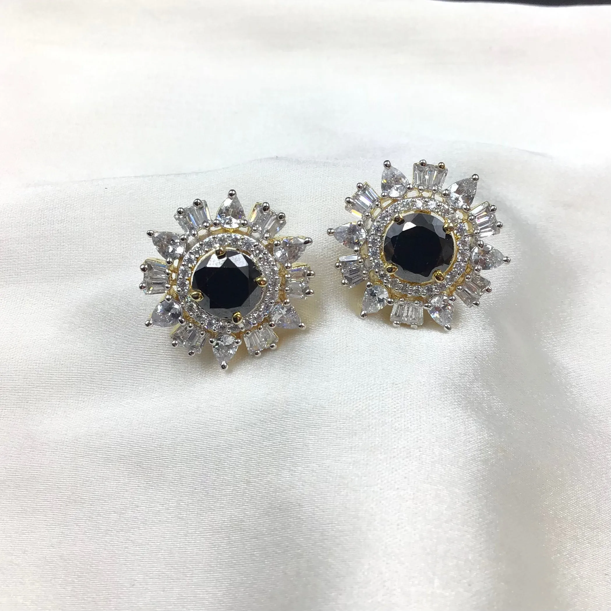 Tops/Studs Zircon/AD Earring 9043-100